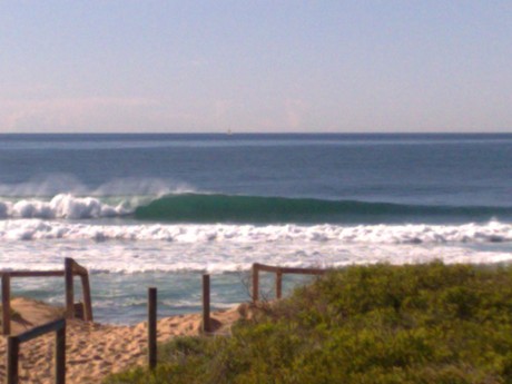 SIck waves out mona this morning!!
