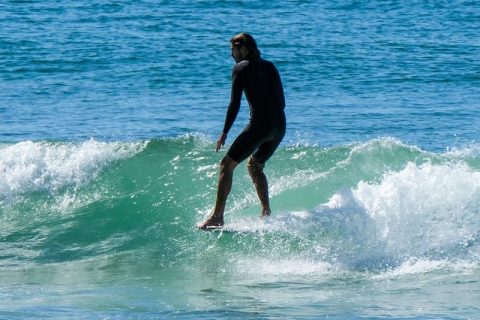 crescent head surfer